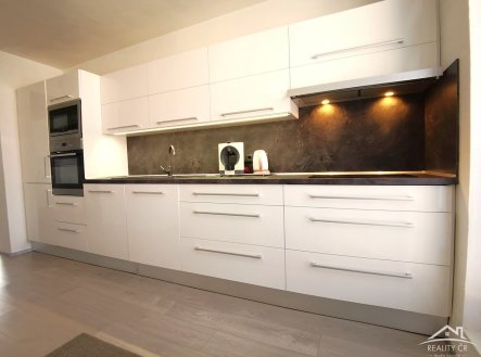 Prodej domu/vily, 328 m²