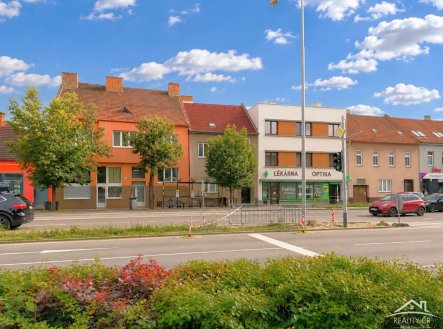 Fotka 1 | Prodej - dům/vila, 252 m²