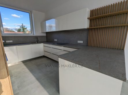 Pronájem domu/vily, 162 m²