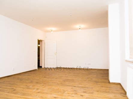 Pronájem kanceláře, 111 m²