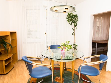 Pronájem kanceláře, 111 m²