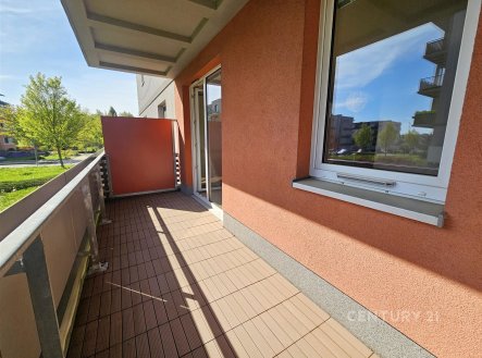 Pronájem bytu, 2+kk, 70 m²