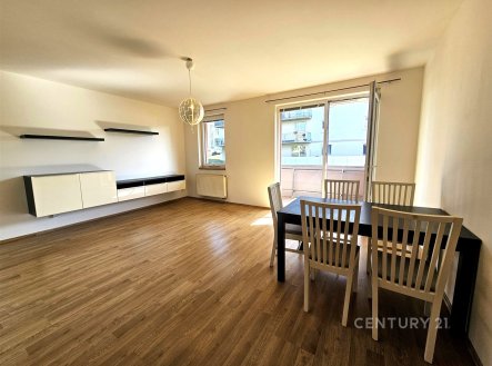 Pronájem bytu, 2+kk, 70 m²