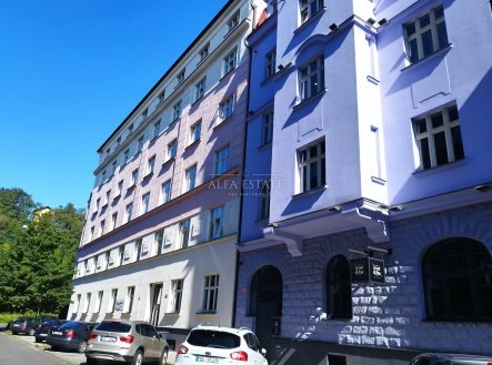 Prodej hotel, 2 100 m²