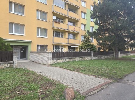 Pronájem bytu, 1+1, 37 m²