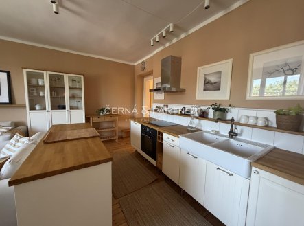 Pronájem bytu, 3+kk, 74,5 m²