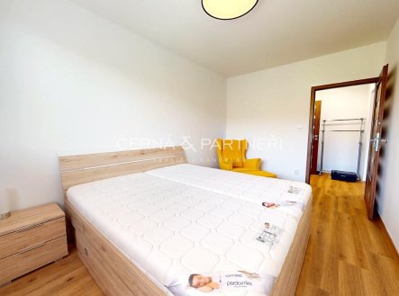 Pronájem bytu, 2+kk, 43 m²