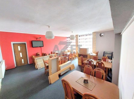 Prodej obchodní prostory, 280 m²