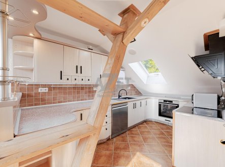 Prodej bytu, 4+kk, 96 m²