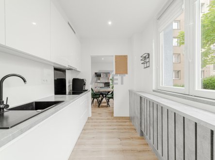 Prodej bytu, 4+1, 79 m²