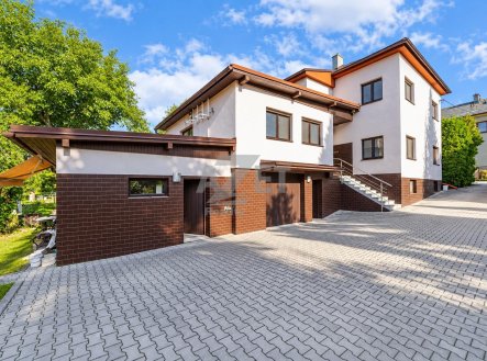 Prodej domu/vily, 420 m²