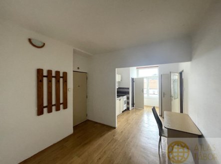 Pronájem bytu, 2+1, 56 m²