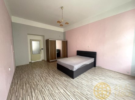 Pronájem bytu, 2+1, 80 m²