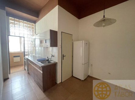 Pronájem bytu, 2+1, 80 m²