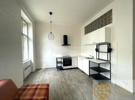 Pronájem bytu, 1+1, 50 m²