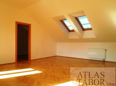 Pronájem bytu, 2+kk, 48 m²
