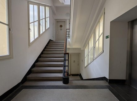Pronájem bytu, 2+kk, 75 m²