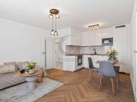 Prodej bytu, 3+kk, 61 m²