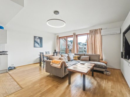 Pronájem bytu, 2+kk, 65 m²
