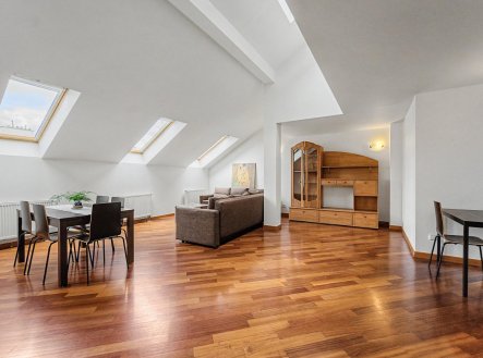 Pronájem bytu, 3+kk, 106 m²