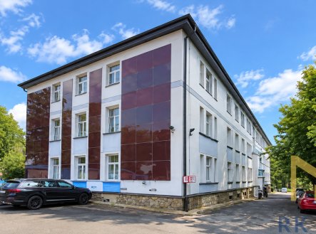 Prodej kanceláře, 2 150 m²