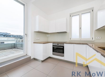 Pronájem bytu, 3+1, 173 m² obrázek