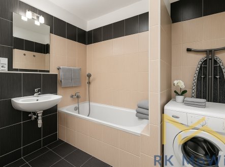 Prodej bytu, 1+kk, 42 m²