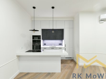 Pronájem bytu, 4+kk, 120 m²