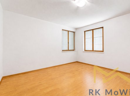 Pronájem domu/vily, 340 m²