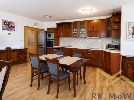 Pronájem bytu, 3+kk, 110 m²