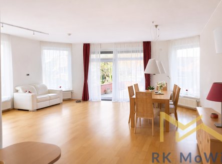 Pronájem domu/vily, 336 m²