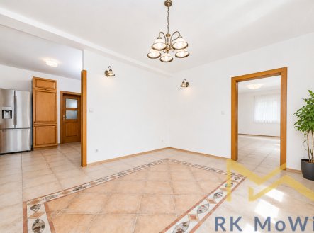 Pronájem domu/vily, 246 m²