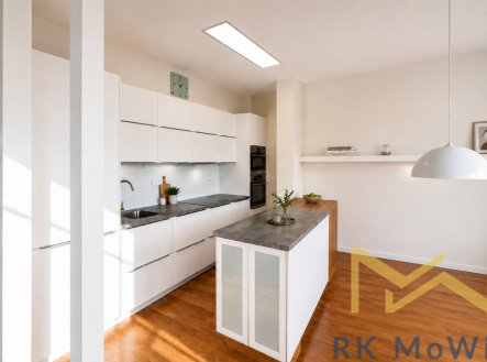 Pronájem bytu, 4+kk, 150 m²