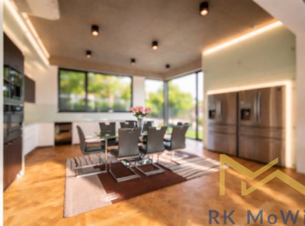 Prodej domu/vily, 530 m²