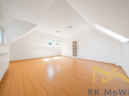 Pronájem domu/vily, 190 m²