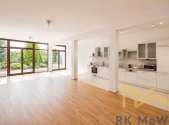 Pronájem domu/vily, 360 m²