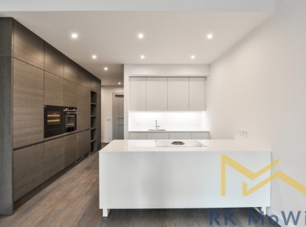 Pronájem bytu, 3+kk, 95 m²