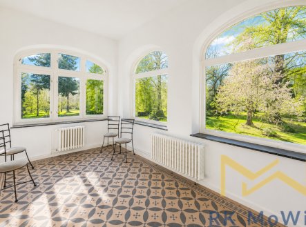 Pronájem domu/vily, 827 m²
