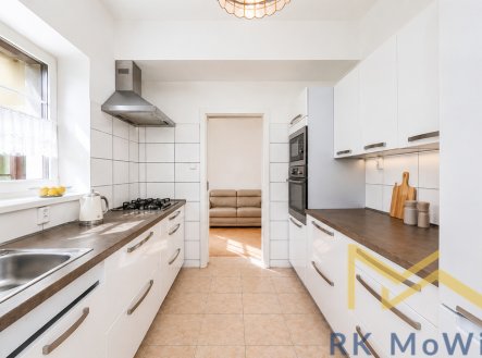 Pronájem domu/vily, 253 m²