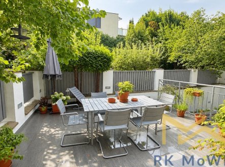 Pronájem domu/vily, 350 m²