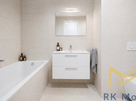 Pronájem bytu, 1+kk, 28 m²