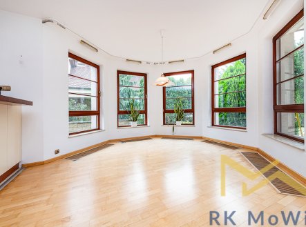Pronájem domu/vily, 450 m²