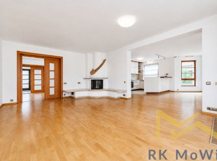 Pronájem domu/vily, 450 m²