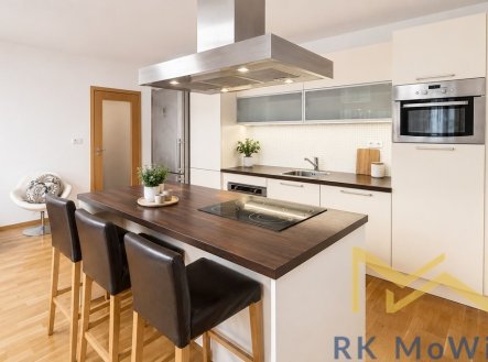 Pronájem bytu, 3+kk, 94 m²