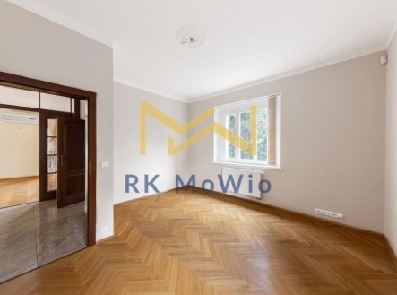 Pronájem domu/vily, 413 m²