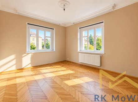 Pronájem domu/vily, 413 m²