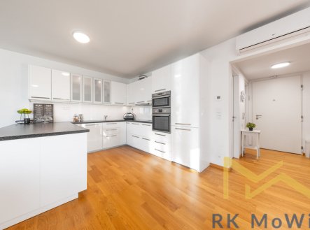 Pronájem bytu, 2+kk, 93 m²