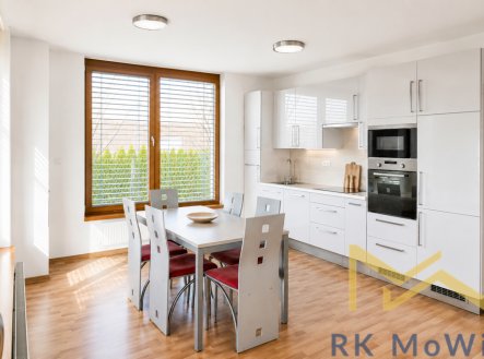 Pronájem bytu, 3+kk, 89 m²