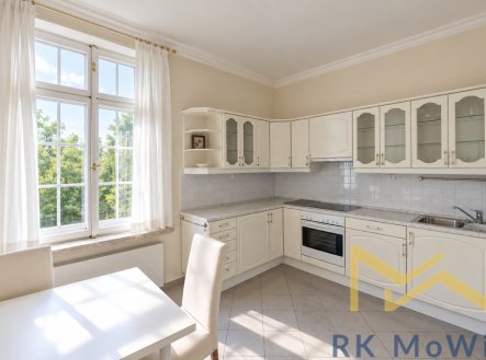 Pronájem bytu, 4+1, 150 m²