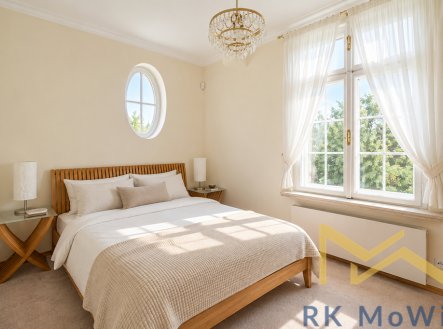 Pronájem bytu, 4+1, 150 m²